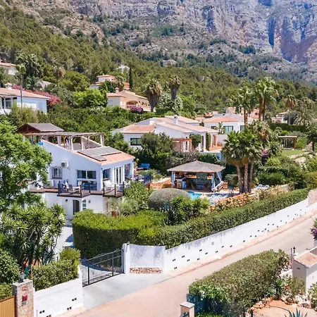 Nirvana By ヴィラ *